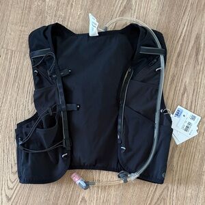 Lululemon Fast and Free Running Vest with Bladder Sz S/M NWT